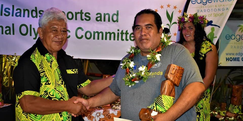 Thomas accepting award