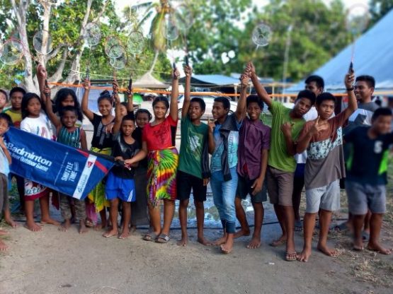 Kiribati Badminton Shuttle Tiem